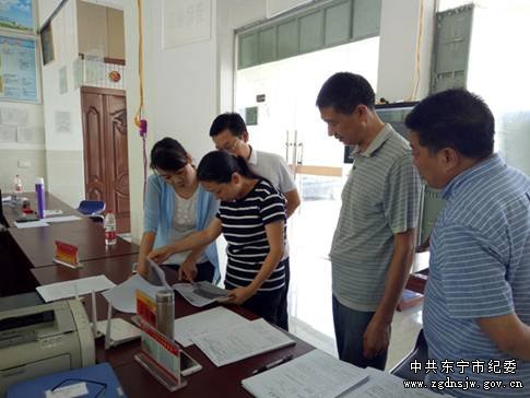 http://file.hbjwjc.gov.cn:8080/iframework/editorFile/8c83dda44f294eb3acdcce2fb8d773fc/image/20170718/20170718184404_762.jpg